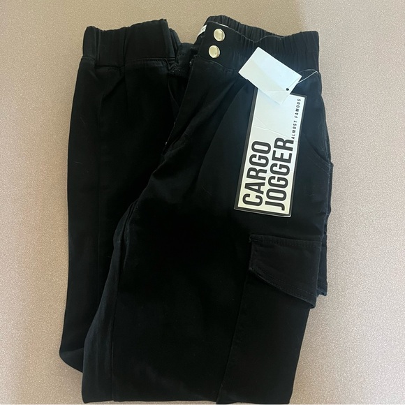 Black Cargo Joggers. Size Xs. NWT - Picture 1 of 6